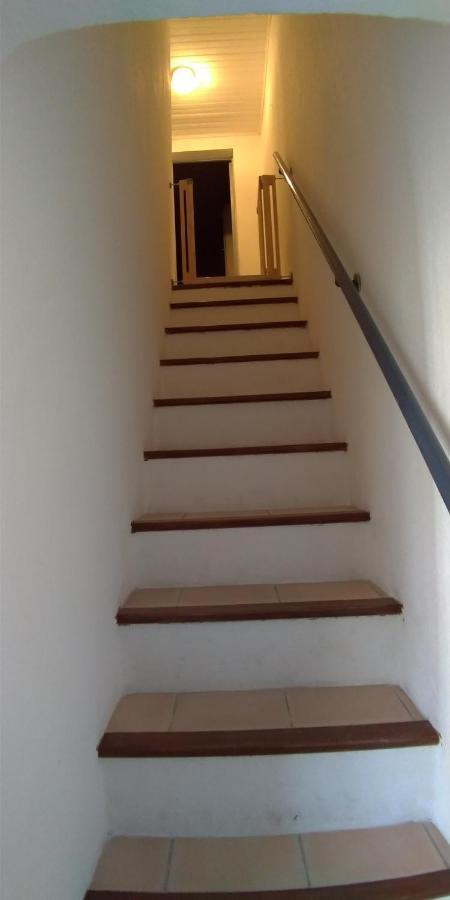 Appartement aux pieds des arènes à Arles Extérieur photo